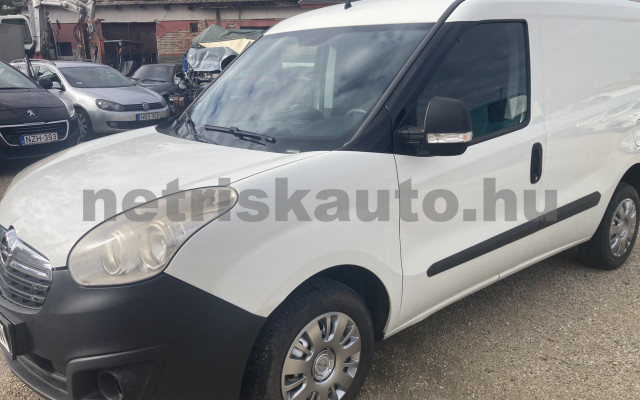 OPEL Combo 1.3 CDTI L1H1 2.2t tehergépkocsi 3,5t össztömegig - 1248cm3 Diesel 120203 2/8