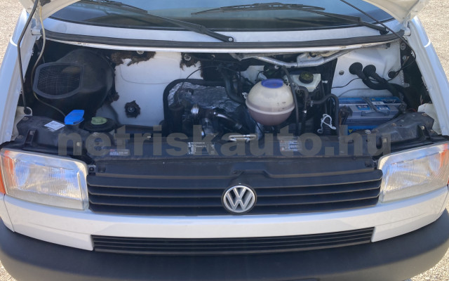 VW Transporter 1.9 7DE 1H2 F tehergépkocsi 3,5t össztömegig - 1896cm3 Diesel 121603 6/8