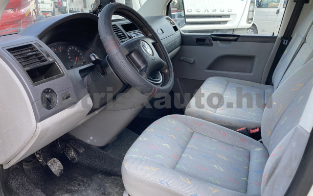 VW Transporter 1.9 TDI tehergépkocsi 3,5t össztömegig - 1896cm3 Diesel 120364 6/10