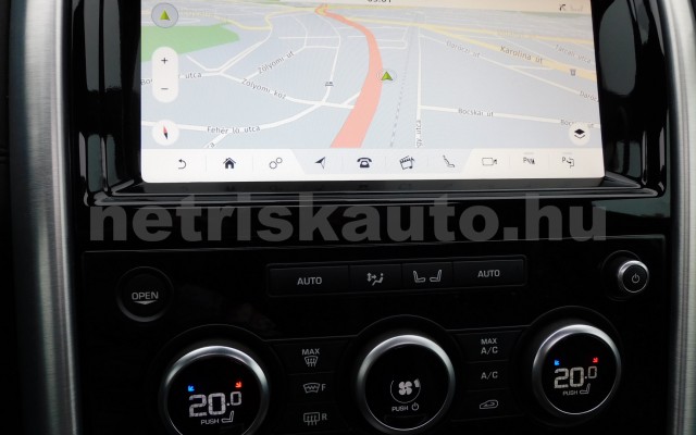 LAND ROVER Discovery 3.0 SDV6 HSE Aut. [7 személy] személygépkocsi - 2993cm3 Diesel 119837 6/12