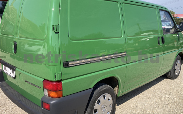 VW Transporter 2.4 7DA 1Z2 0 tehergépkocsi 3,5t össztömegig - 2370cm3 Diesel 121267 3/9