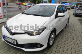TOYOTA Auris 1.6 Active MY17 Trend személygépkocsi - 1598cm3 Benzin 121442