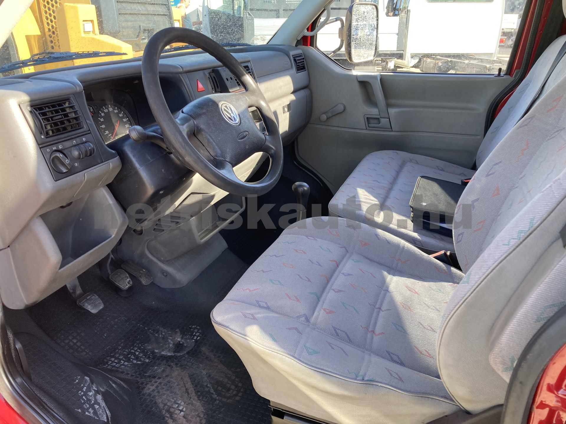 VW Transporter 2.5 7DL 1K2 F tehergépkocsi 3,5t össztömegig - 2461cm3 Diesel 121579 6/7