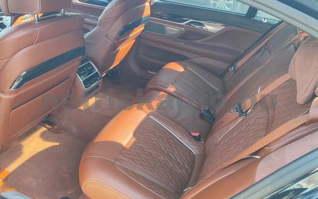BMW 7-es sorozat 745Le xDrive Aut. személygépkocsi - 2998cm3 Hybrid 121447 11/12