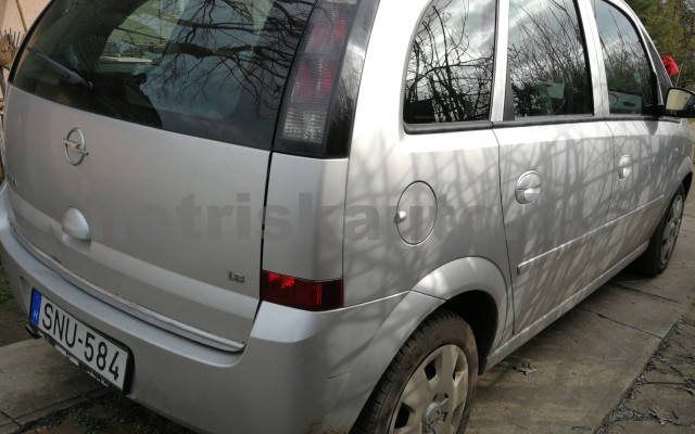 OPEL Meriva 1.8 16V Cosmo személygépkocsi - 1796cm3 Benzin 120225 2/9