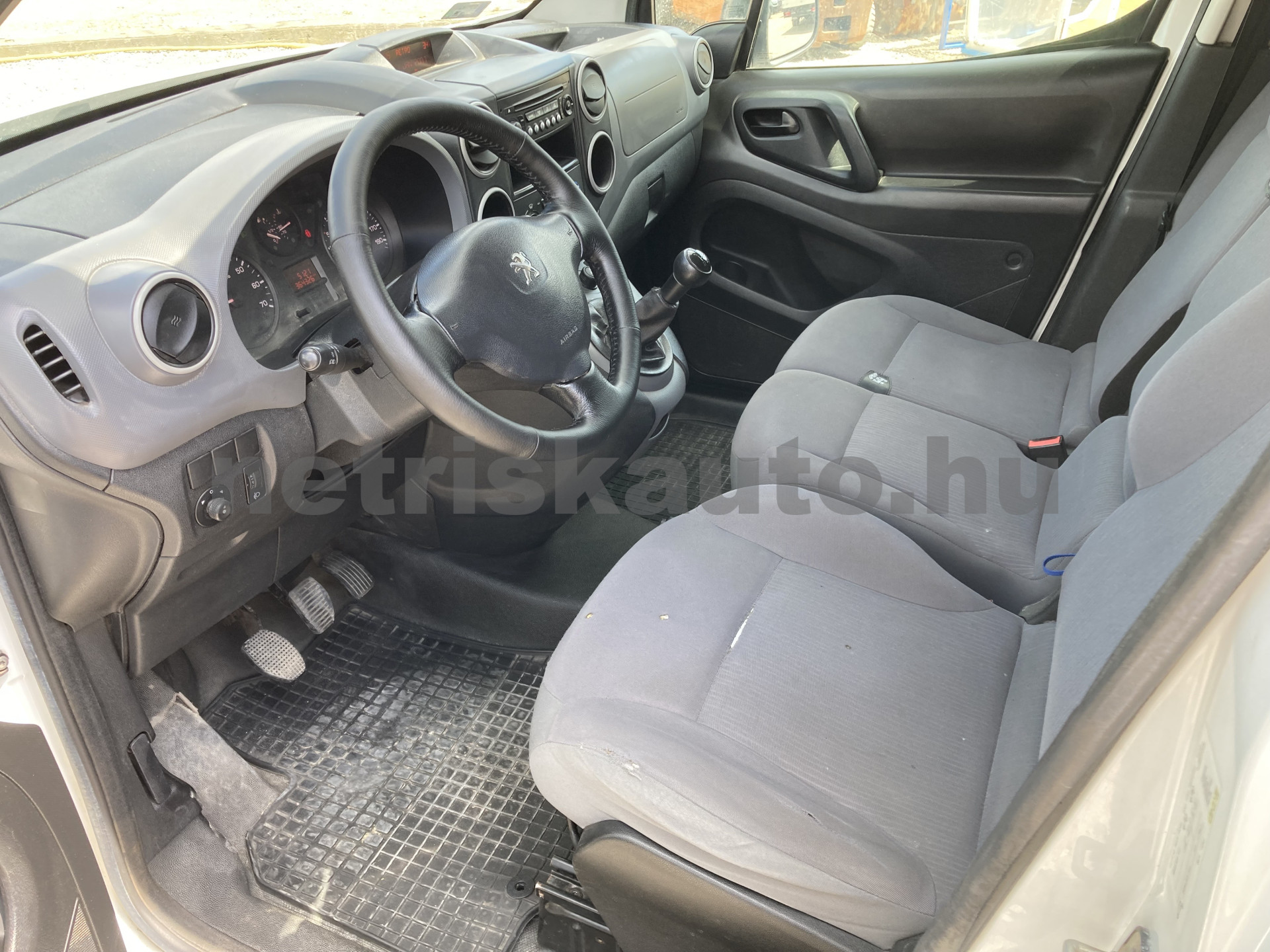 PEUGEOT Partner 1.6 HDi Active L1 tehergépkocsi 3,5t össztömegig - 1560cm3 Diesel 121489 6/9