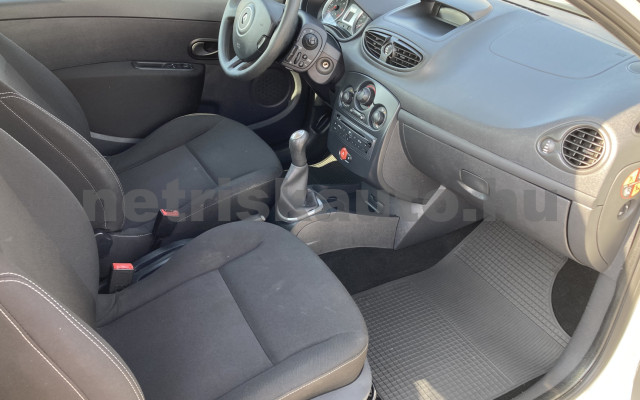 RENAULT Clio III 1.5 dCi Société MAGYAR,MEGKÍMÉLT tehergépkocsi 3,5t össztömegig - 1461cm3 Diesel 120144 7/8