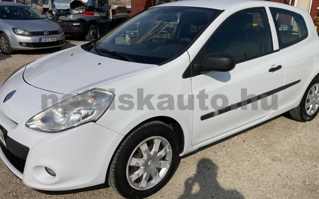 RENAULT Clio III 1.5 dCi Société MAGYAR,MEGKÍMÉLT tehergépkocsi 3,5t össztömegig - 1461cm3 Diesel 120144 3/8