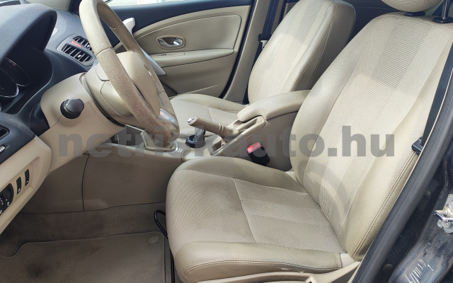 RENAULT Fluence 1.6 Privilege EURO5 személygépkocsi - 1598cm3 Benzin 121417 5/12