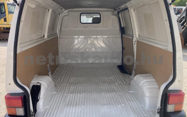 VW Transporter 2.5 7DA 1T2 tehergépkocsi 3,5t össztömegig - 2461cm3 Diesel 121259 8/9