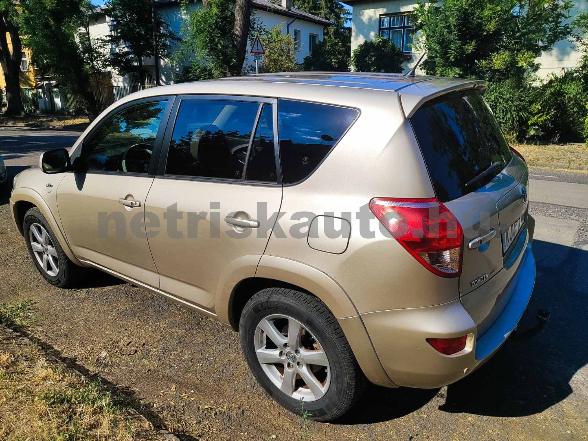 TOYOTA Rav4 2.2 D-4D X Leather személygépkocsi - 2231cm3 Diesel 121518 2/12