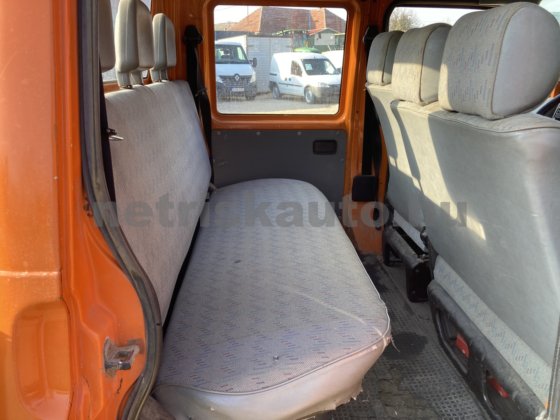 VW Transporter 2.4 70M 1F2 F tehergépkocsi 3,5t össztömegig - 2370cm3 Diesel 121389 9/9