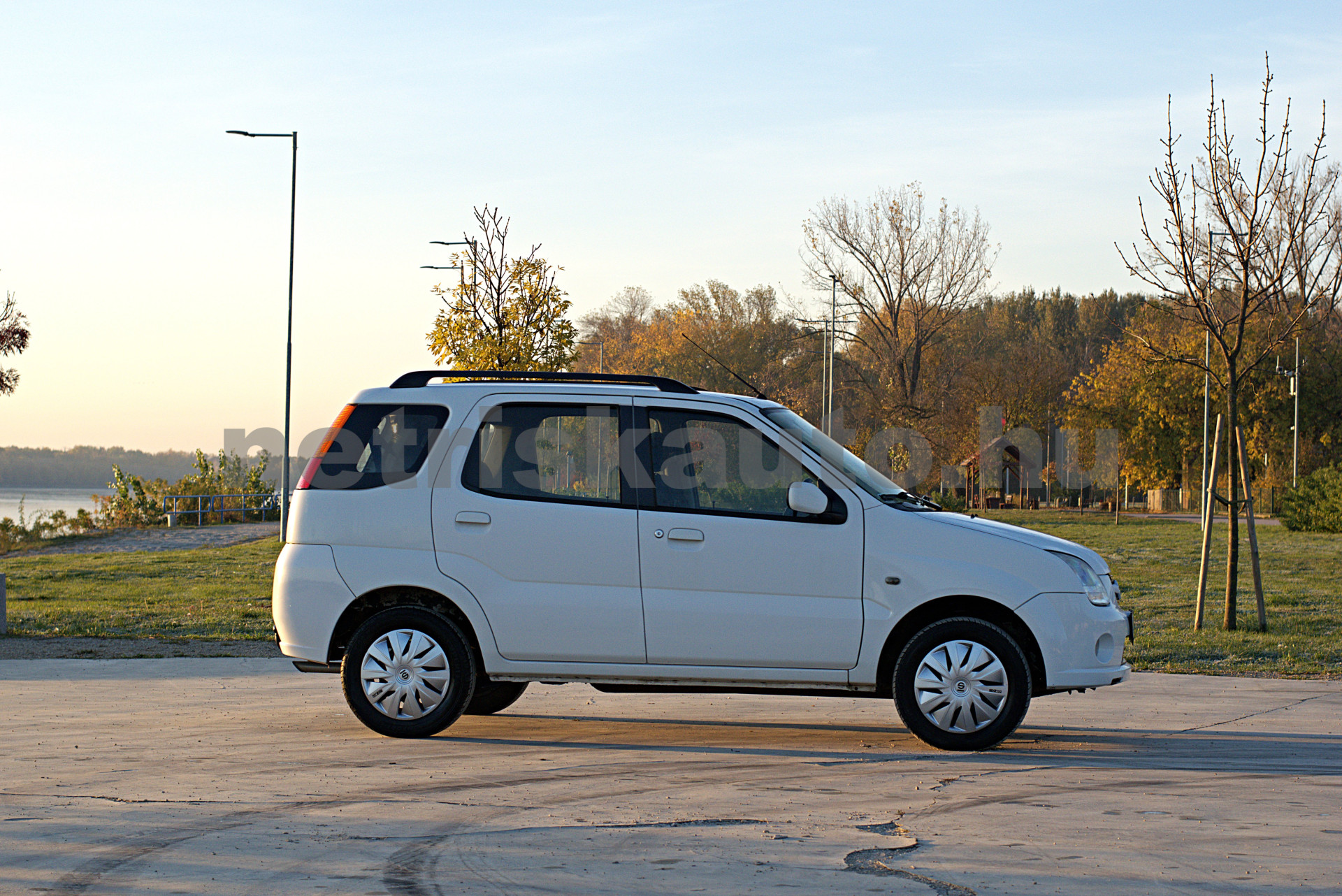 SUZUKI Ignis 1.3 DDiS GLX személygépkocsi - 1248cm3 Diesel 120966 3/6