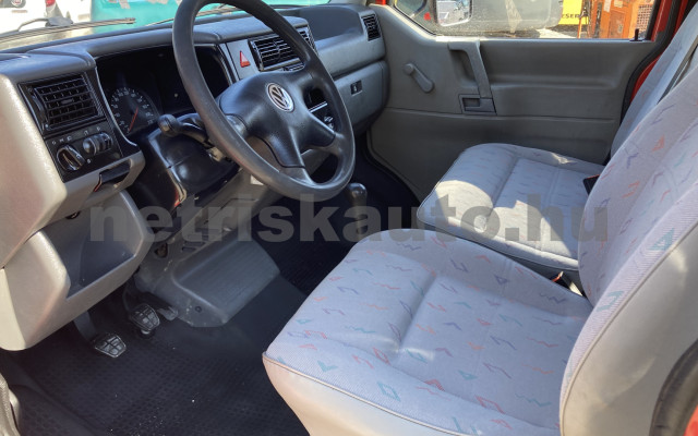 VW Transporter 2.4 7DM 1Z2 F tehergépkocsi 3,5t össztömegig - 2370cm3 Diesel 120412 7/9