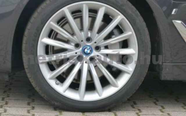 BMW 530 személygépkocsi - 1998cm3 Hybrid 117374 5/7