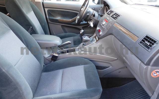 FORD C-Max 1.6 VCT Ghia személygépkocsi - 1596cm3 Benzin 120392 8/12