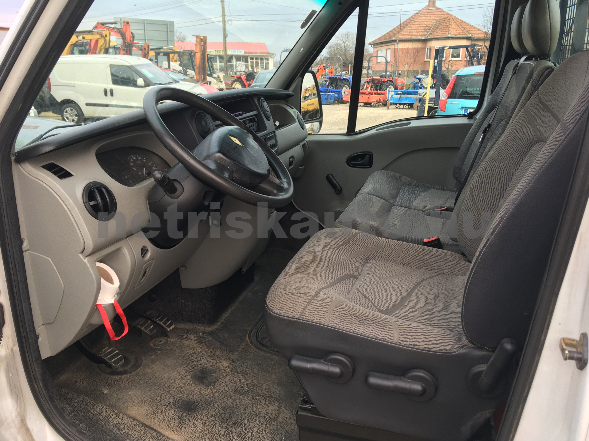 RENAULT Master 2.5 dCi L3H1 tehergépkocsi 3,5t össztömegig - 2463cm3 Diesel 119928 6/7