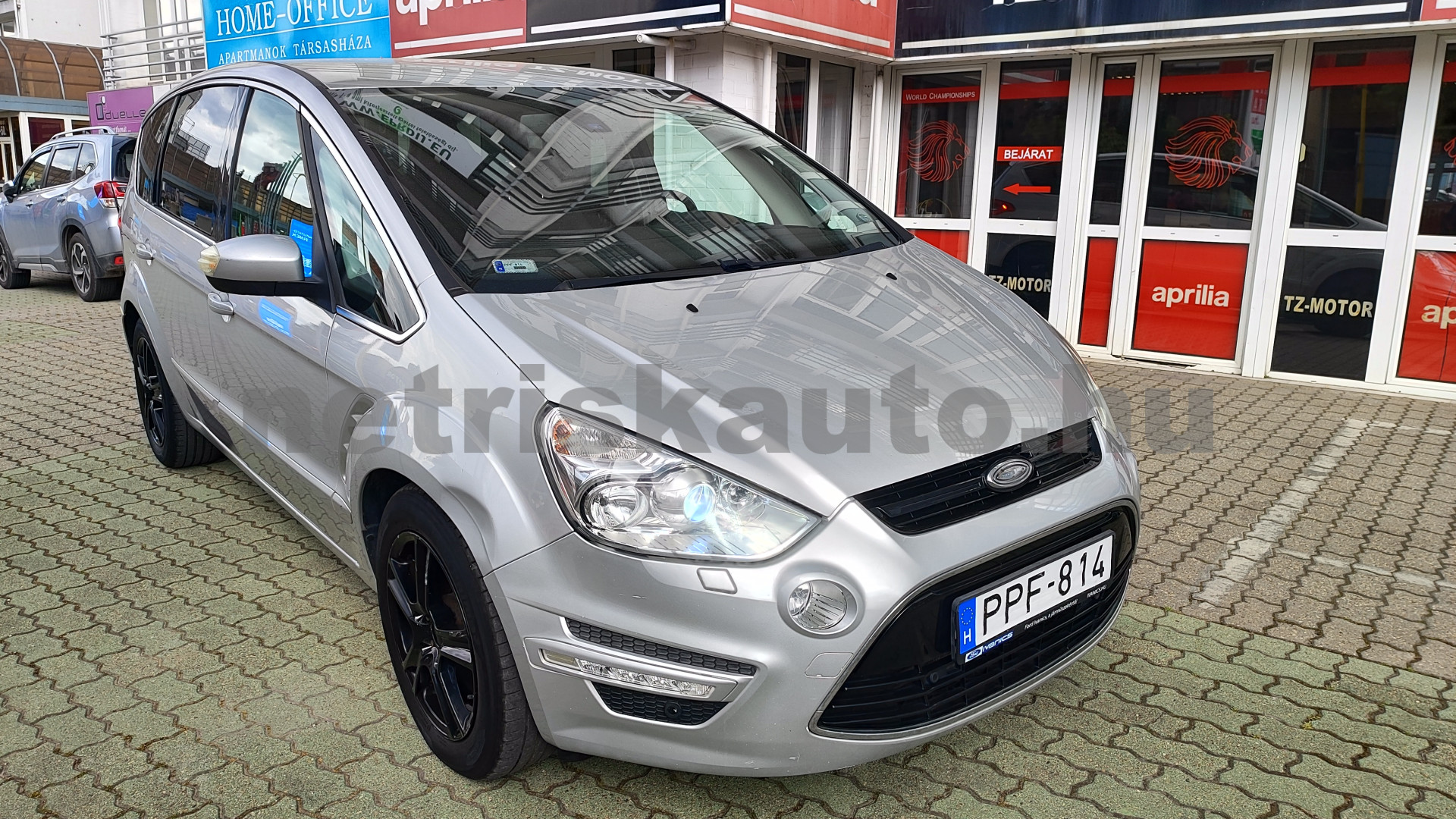 FORD S-Max 2.2 TDCi Titanium Aut. személygépkocsi - 2179cm3 Diesel 121451 1/12