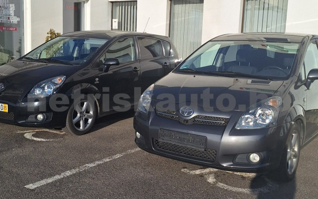 TOYOTA Corolla Verso/Verso 2.2 D-4D Linea Terra személygépkocsi - 2231cm3 Diesel 121416 2/4