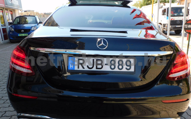 MERCEDES-BENZ E-osztály E 350 d 4Matic 9G-TRONIC személygépkocsi - 2987cm3 Diesel 121169 4/12