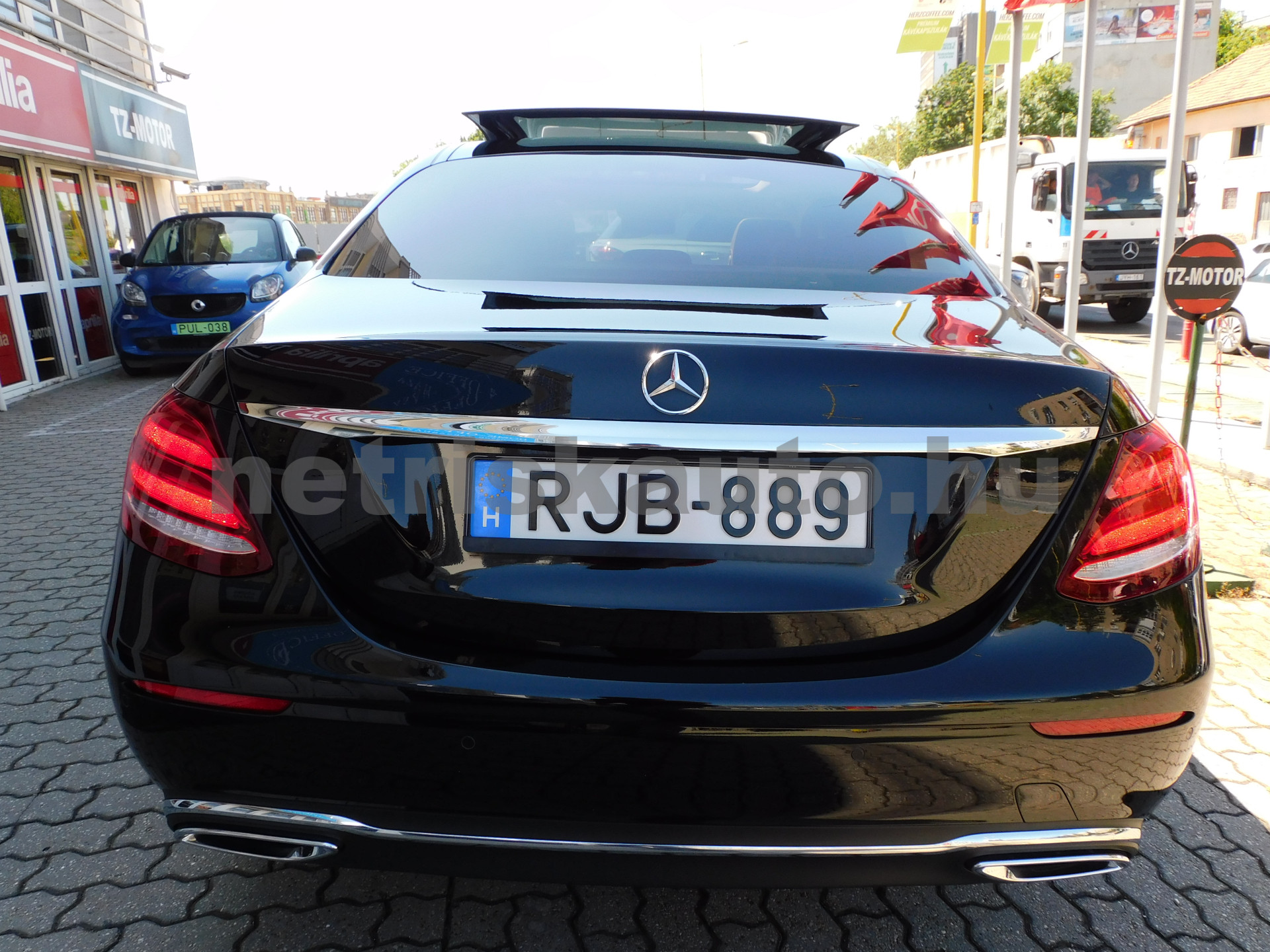 MERCEDES-BENZ E-osztály E 350 d 4Matic 9G-TRONIC személygépkocsi - 2987cm3 Diesel 121169 4/12