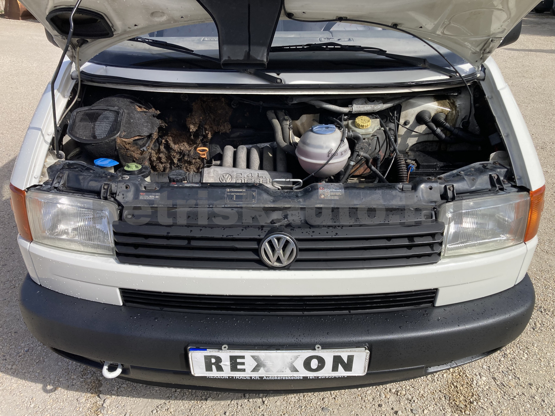 VW Transporter 2.4 7DM 1Z2 F tehergépkocsi 3,5t össztömegig - 2370cm3 Diesel 121554 5/9