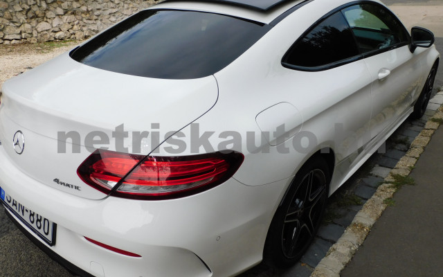 MERCEDES-BENZ C-osztály C 200 4Matic EQ Boost 9G-TRONIC személygépkocsi - 1497cm3 Hybrid 120382 4/12