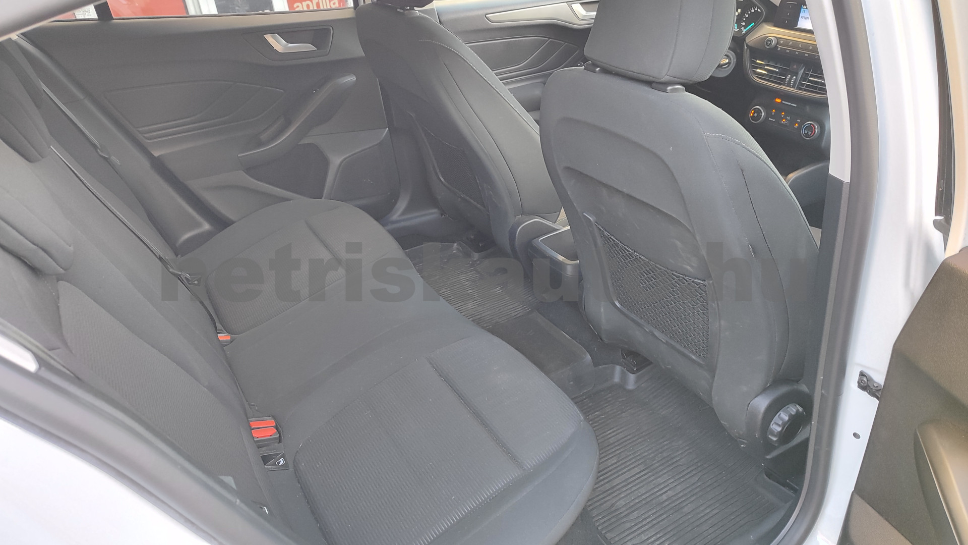 FORD Focus 1.5 EcoBlue Technology személygépkocsi - 1499cm3 Diesel 121437 9/12