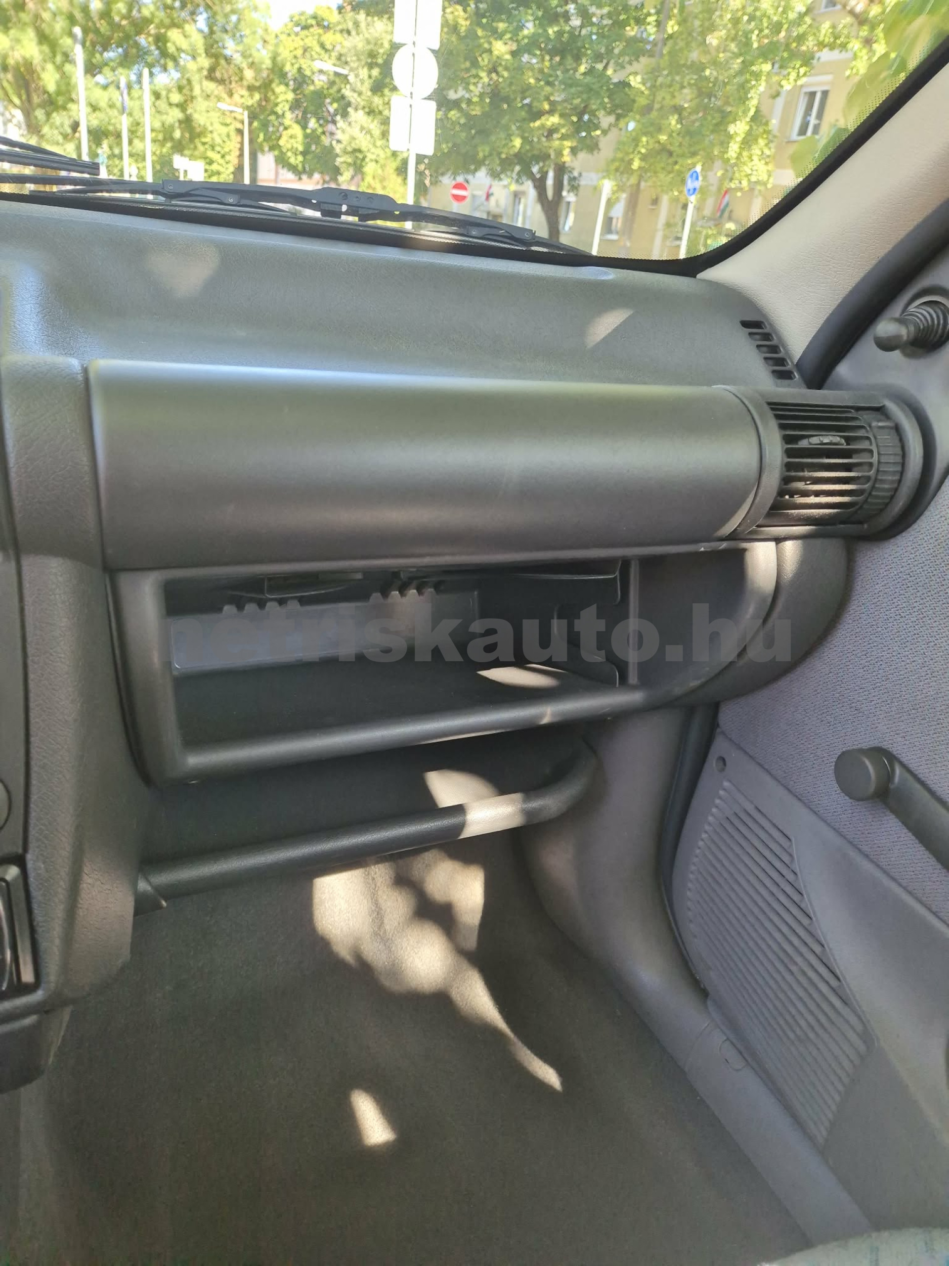 OPEL Corsa 1.2i City személygépkocsi - 1196cm3 Benzin 121468 8/10