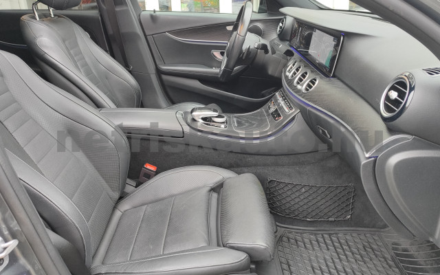 MERCEDES-BENZ E-osztály E 400 d 4Matic 9G-TRONIC személygépkocsi - 2925cm3 Diesel 121357 10/12