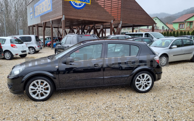 OPEL Astra 1.8 Cosmo személygépkocsi - 1796cm3 Benzin 119993 8/12