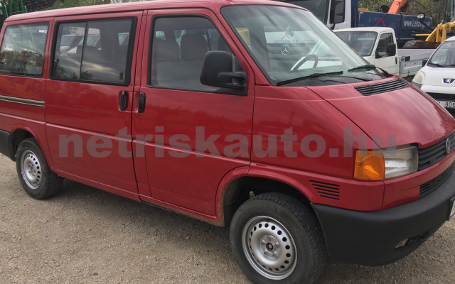 VW TRANSPORTER T4 2.5 7DB 1K2 9 2.5TDI 102 LE 9 FŐS KISBUSZ,MAGYAR OKMÁNYOS személygépkocsi - 2461cm3 Diesel 120170 2/10