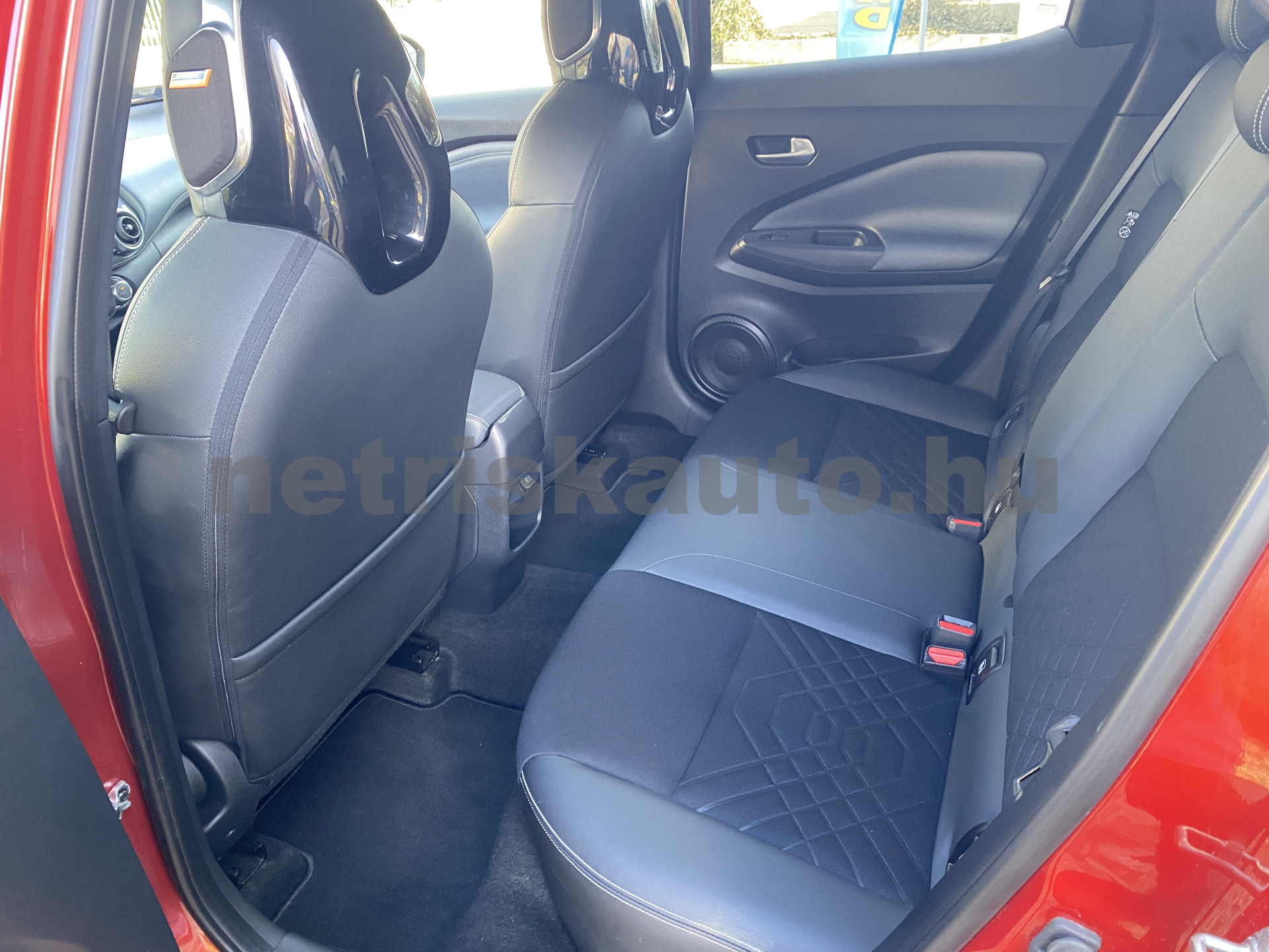 NISSAN Juke 1.0 DIG-T Tekna DCT személygépkocsi - 999cm3 Benzin 121394 9/12