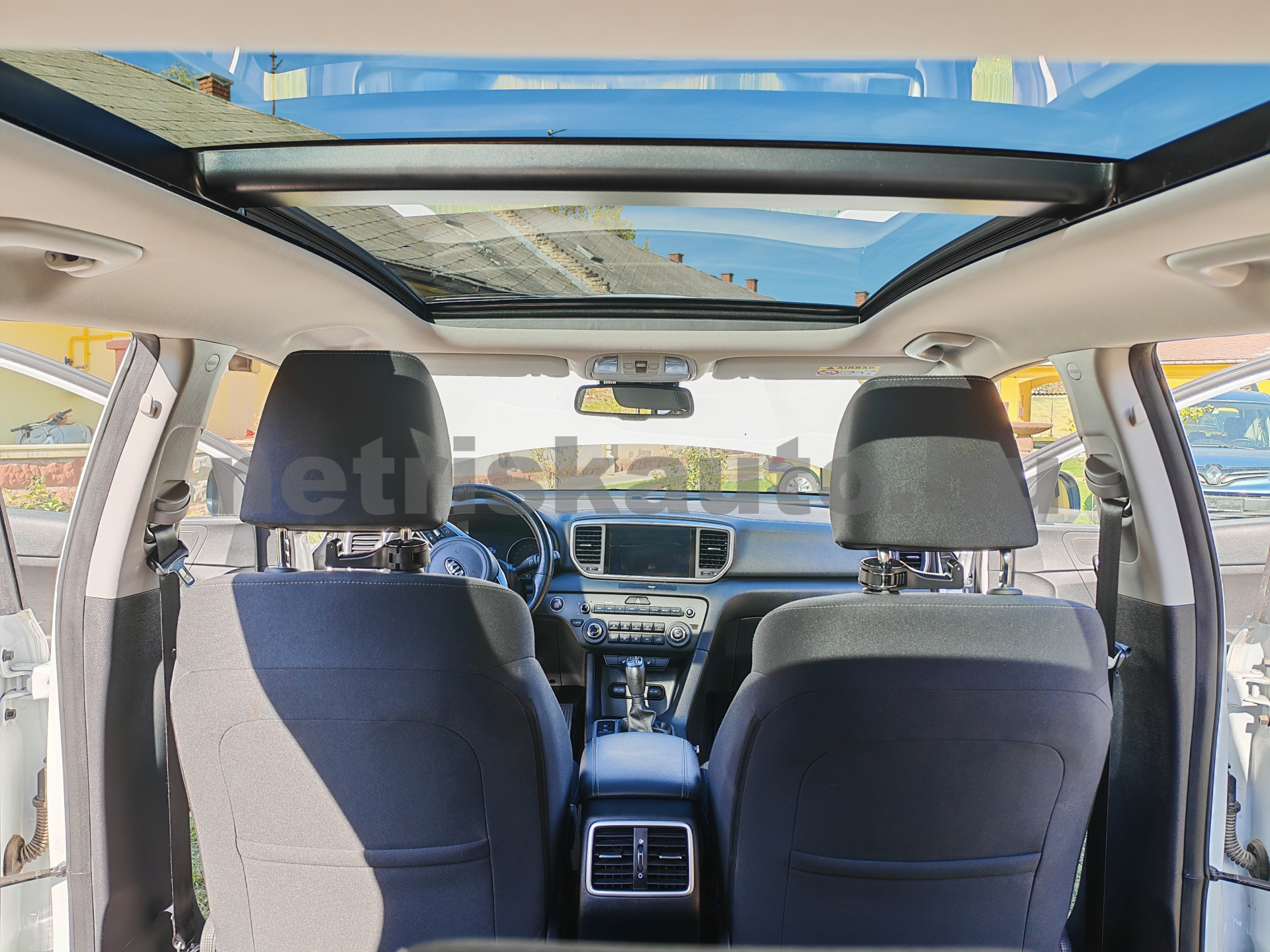 KIA Sportage 1.6 GDI Gold MY21 személygépkocsi - 1591cm3 Benzin 121316 6/12