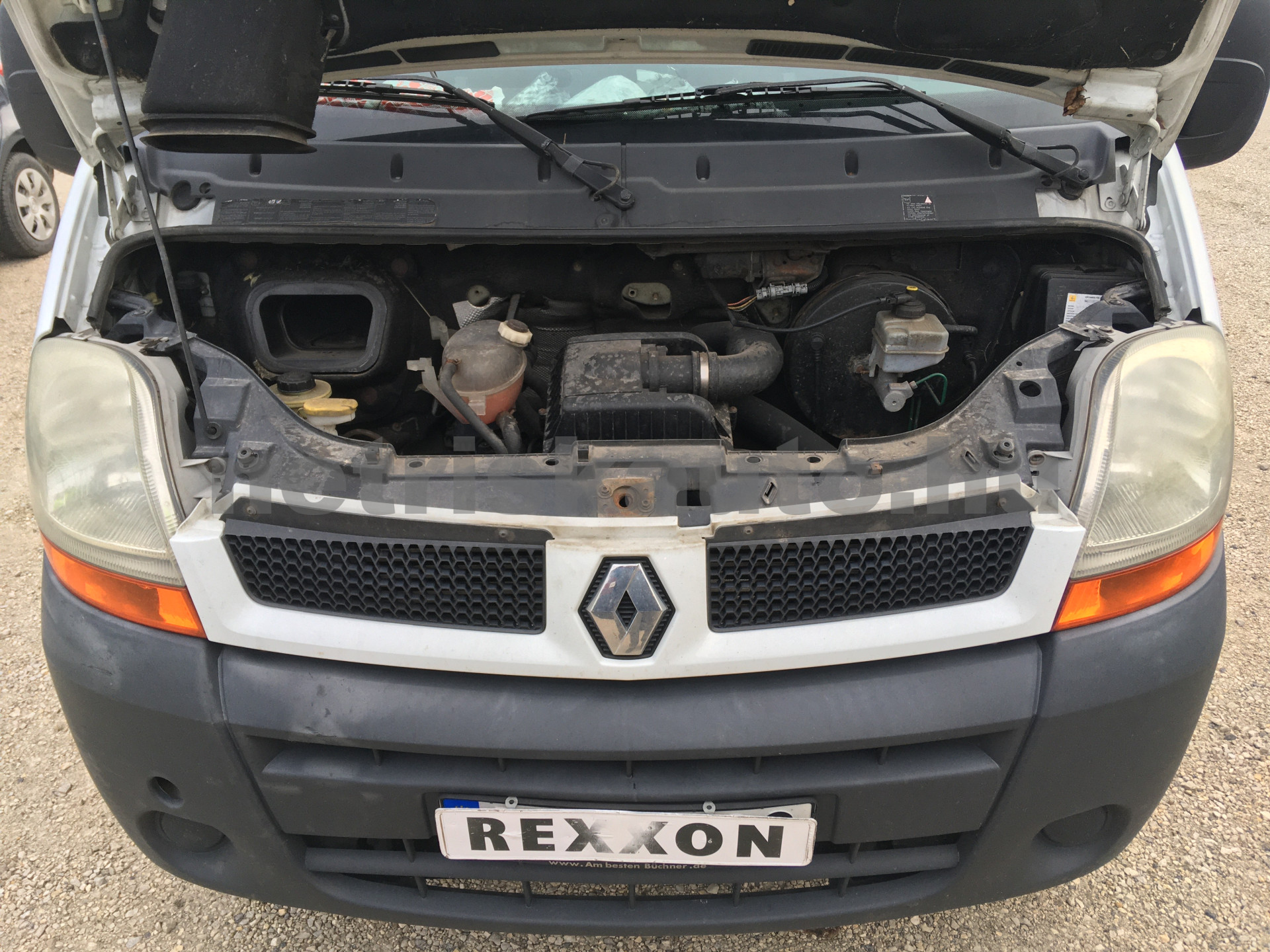 RENAULT Master 2.5 dCi L3H1 tehergépkocsi 3,5t össztömegig - 2463cm3 Diesel 119928 5/7