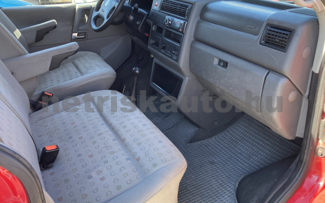 VW TRANSPORTER T4 Caravelle 2.5 GL 7DC 3K2 8 ÚJ ELEJŰ,KLÍMA,MEGKÍMÉLT ÁLLAPOT,GYORSAN ELVIHETŐ személygépkocsi - 2461cm3 Diesel 121599 7/10