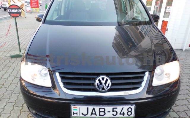 VW Touran 1.6 FSI Trendline személygépkocsi - 1598cm3 Benzin 120218 12/12
