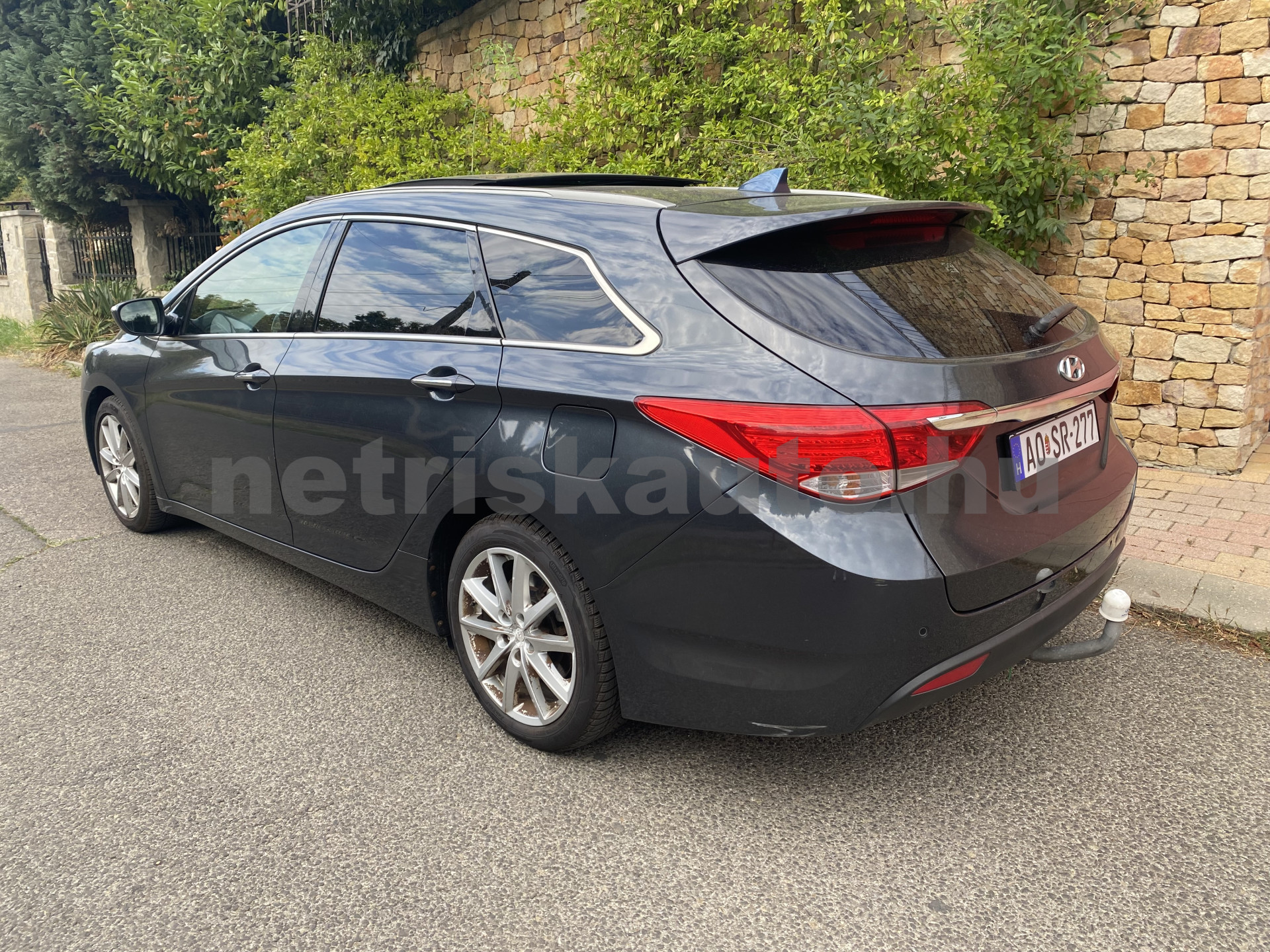 HYUNDAI i40 2.0 GDI Premium személygépkocsi - 1999cm3 Benzin 121557 2/12