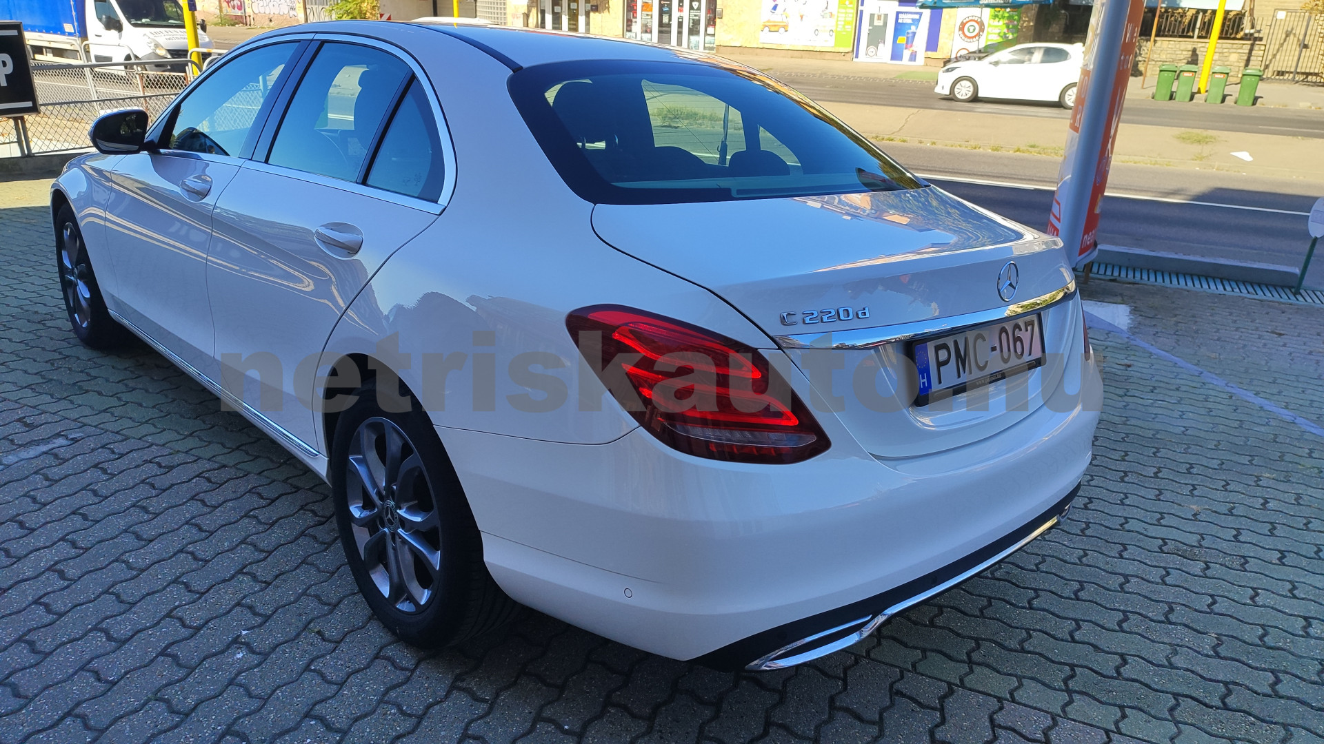MERCEDES-BENZ C-osztály C 220 d 9G-TRONIC személygépkocsi - 2143cm3 Diesel 121549 2/12