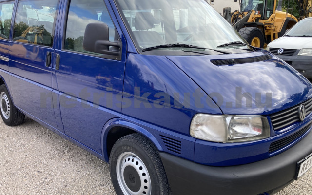 VW TRANSPORTER T4 2.5 7DB 1K2 9 ÚJ LÁMPÁS,KLÍMÁS,FRISS VIZSGÁVAL,KITŰNŐ ÁLLAPOT személygépkocsi - 2461cm3 Diesel 121289 2/10