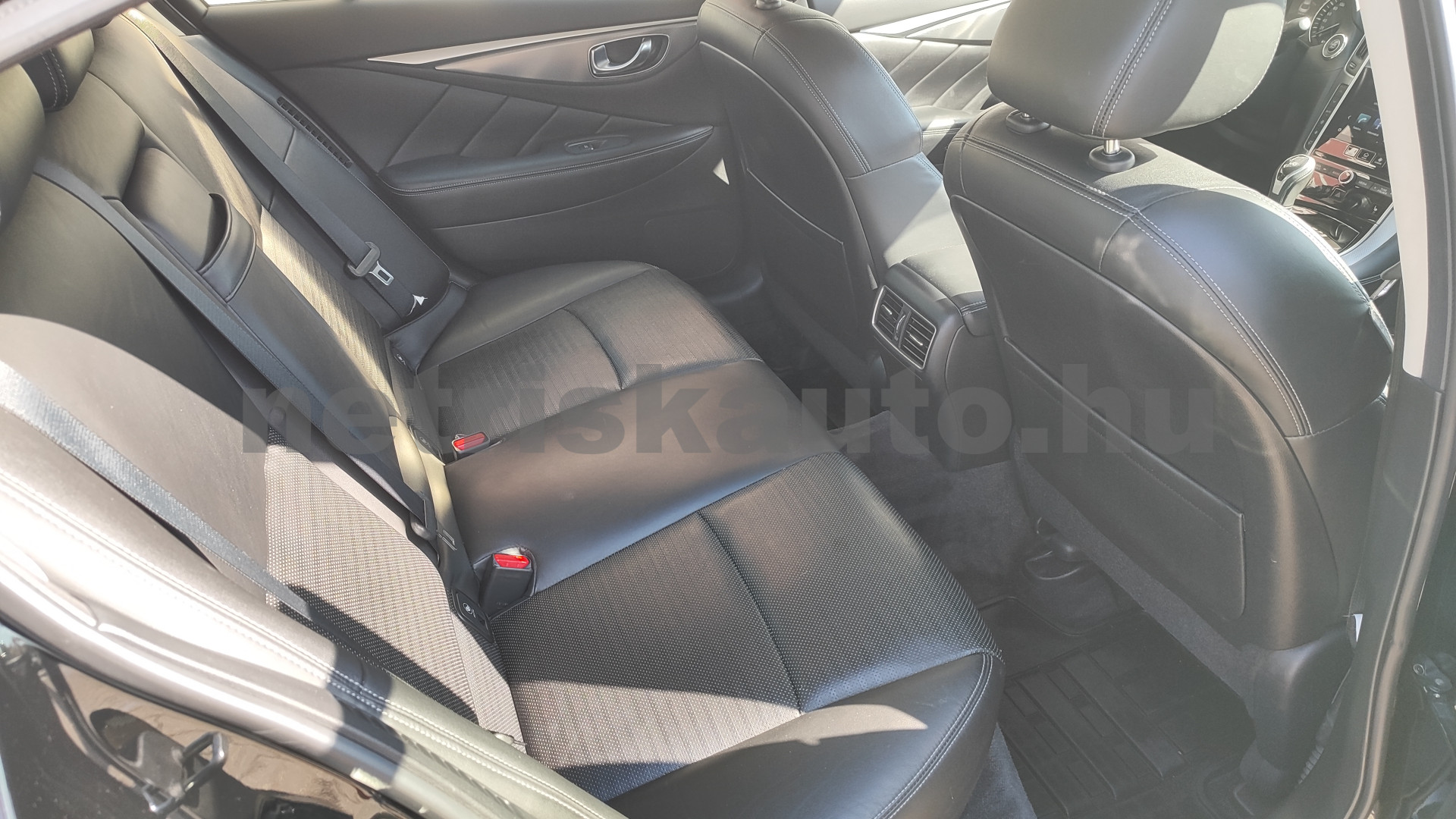 INFINITI Q50 3.5 Hybrid Sport AWD Aut. személygépkocsi - 3498cm3 Hybrid 121576 9/12