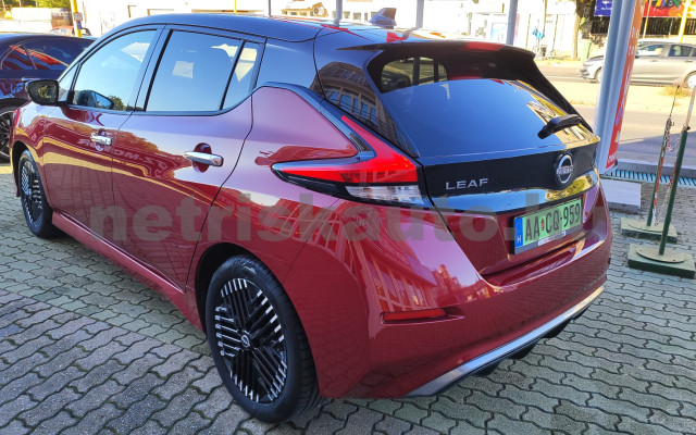 NISSAN Leaf N-Connecta 40kWh Aut. személygépkocsi - cm3 Kizárólag elektromos 121290 2/12