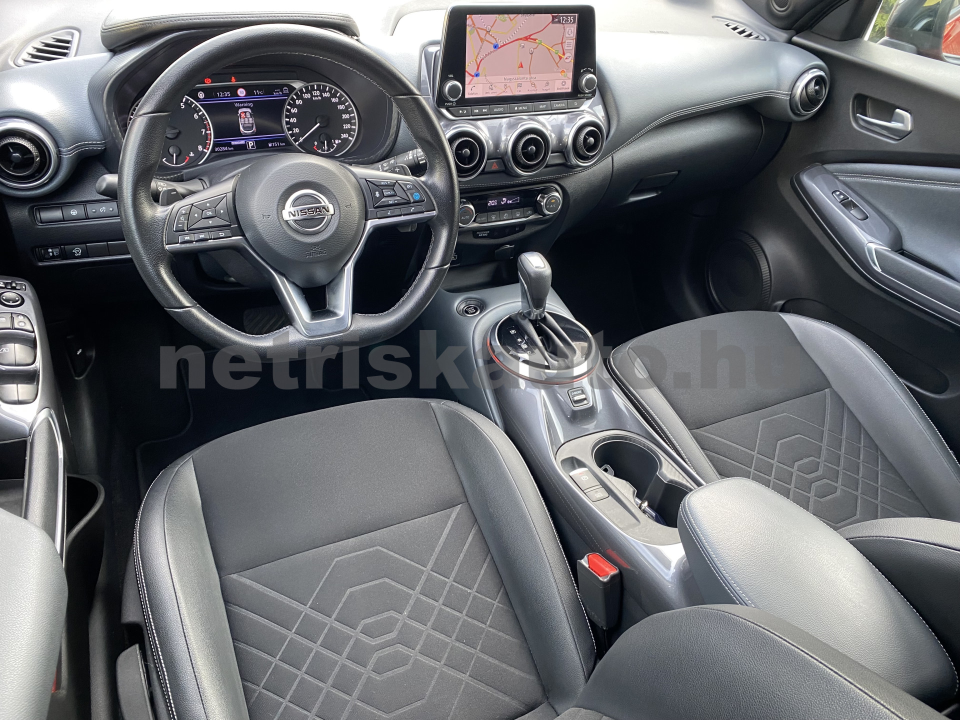 NISSAN Juke 1.0 DIG-T Tekna DCT személygépkocsi - 999cm3 Benzin 121394 6/12