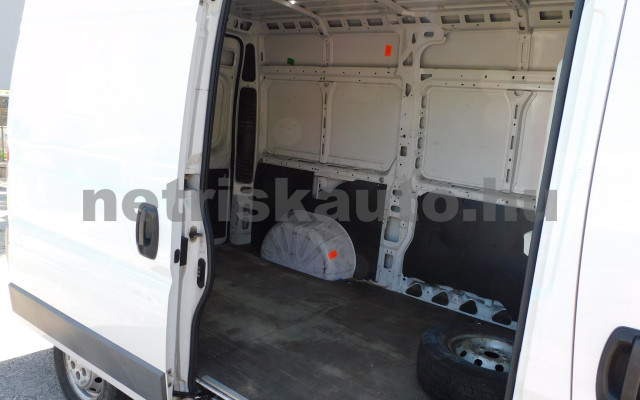 FIAT Ducato 2.3 Mjet LH2 3.5 t E6 tehergépkocsi 3,5t össztömegig - 2287cm3 Diesel 121084 9/12
