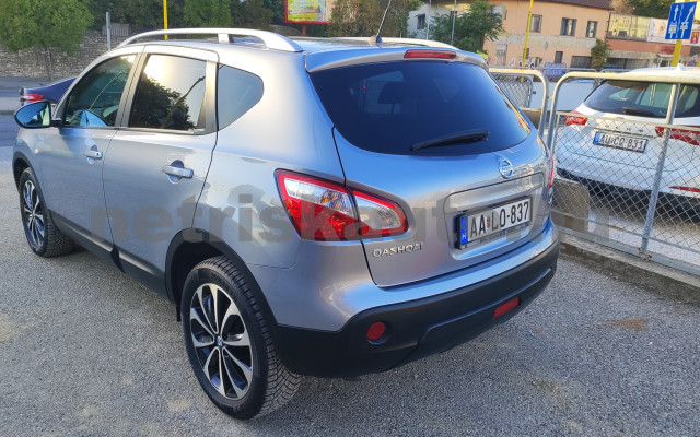 NISSAN Qashqai 2.0 dCi Tekna 4WD Aut. személygépkocsi - 1995cm3 Diesel 121602 2/12