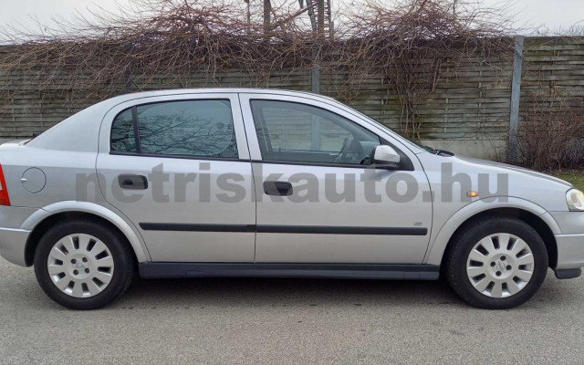 OPEL Astra 1.4 16V Classic II Optima személygépkocsi - 1364cm3 Benzin 120086 6/39