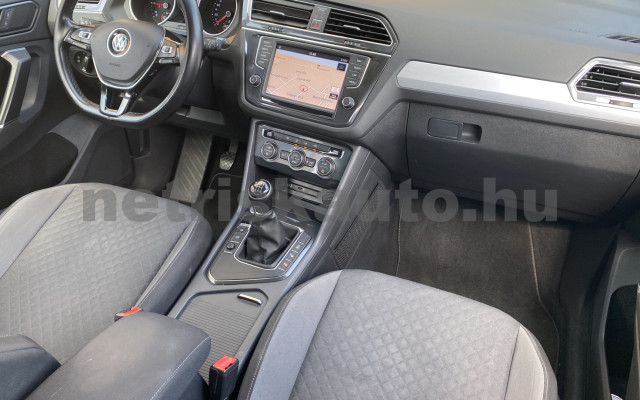 VW Tiguan 2.0 TDI BMT SCR Comfortline személygépkocsi - 1968cm3 Diesel 121183 9/12