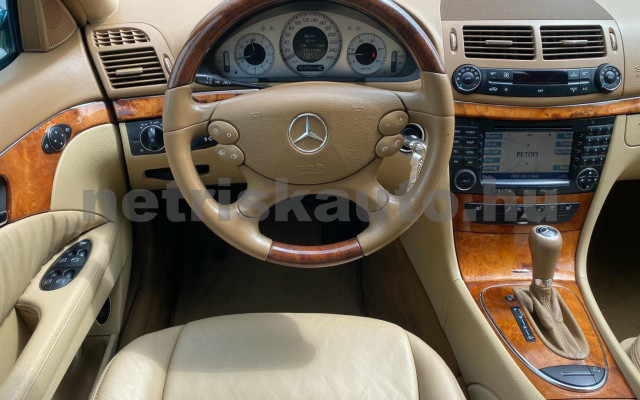 MERCEDES-BENZ E-osztály E 300 BLUETEC Elegance Aut. személygépkocsi - 2987cm3 Diesel 120178 10/39
