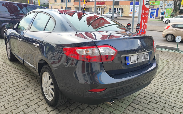 RENAULT Fluence 1.6 Privilege EURO5 személygépkocsi - 1598cm3 Benzin 121417 2/12