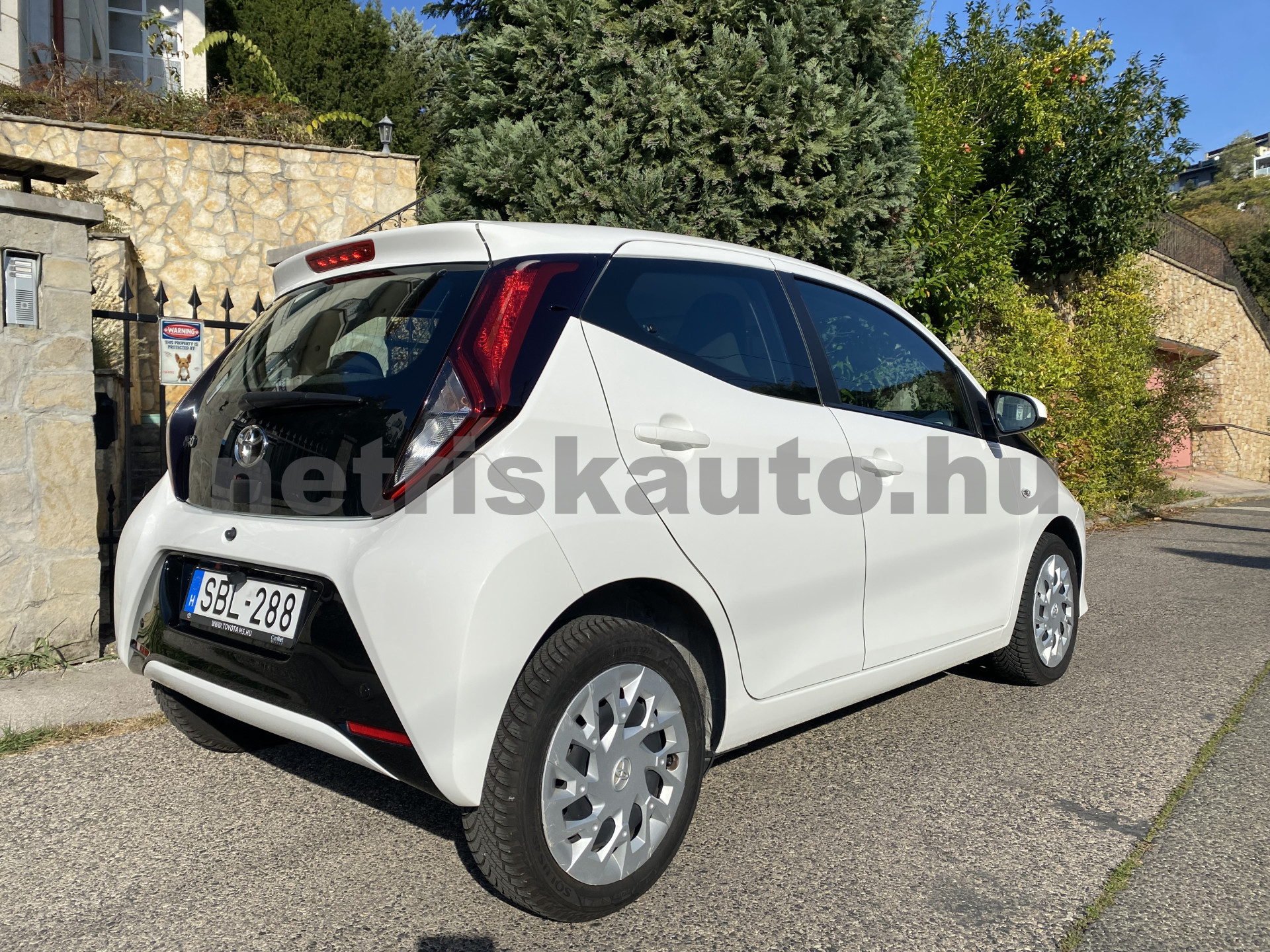 TOYOTA Aygo 1.0 x-play x-shift személygépkocsi - 998cm3 Benzin 121626 12/12